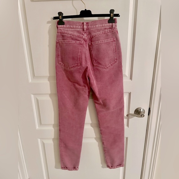 NWT CHANEL 2023 CRUISE COLLECTION PINK JEANS. MID-HIGH RISE STRAIGHT. SIZE 34. - Picture 3 of 7